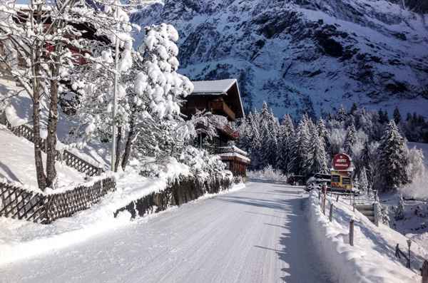 Das Hotel im Winter